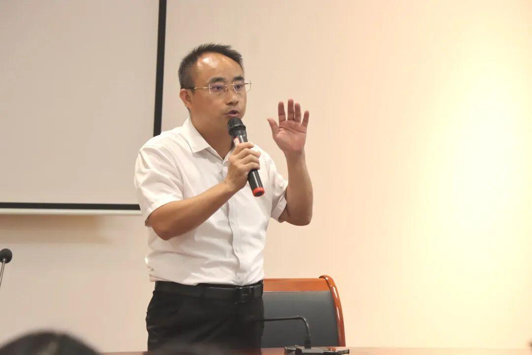 深学践行正确政绩观 赓续海陆丰红色根脉 ——汕尾技师学院开展庆祝中国共产党成立105周年主题党日暨"双强行动"活动